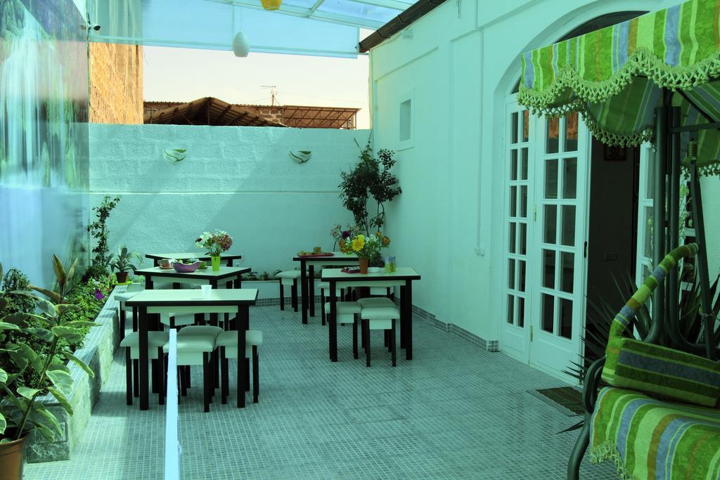 Inter Boutique Hotel Ереван Екстериор снимка