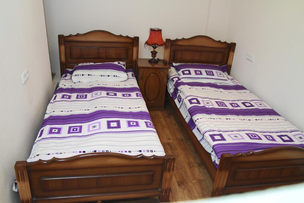 Inter Boutique Hotel Ереван Стая снимка